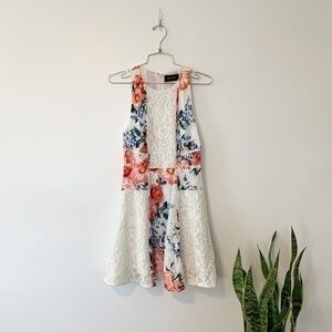 MINKPINK White Lace Floral Mini Dress sz S